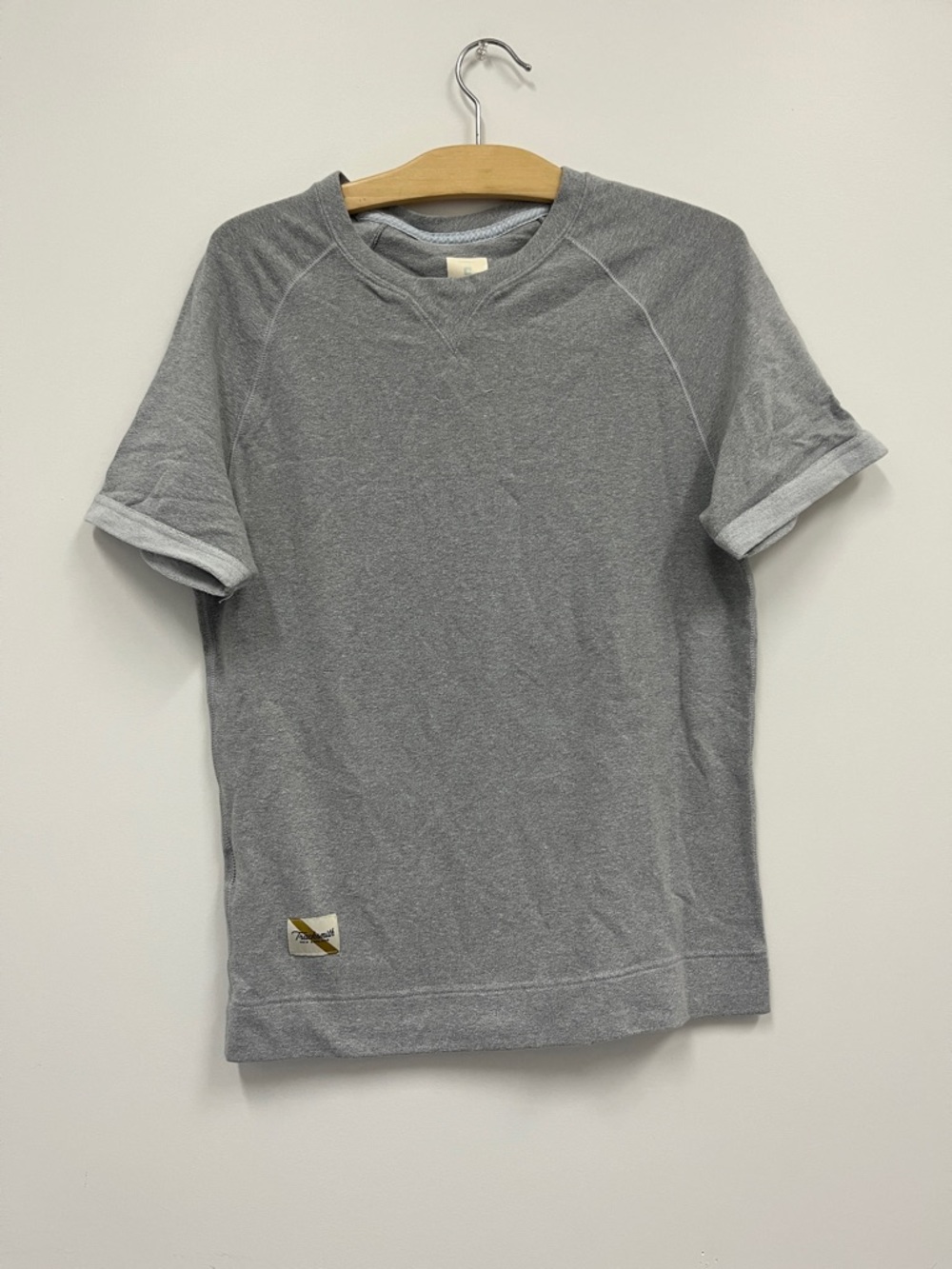 Tracksmith Grey Women's Short Sleeve terrycloth Tee size Small